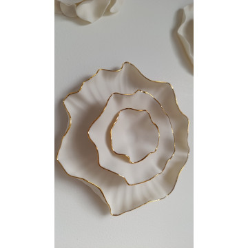 Fleur murale blanche avec...